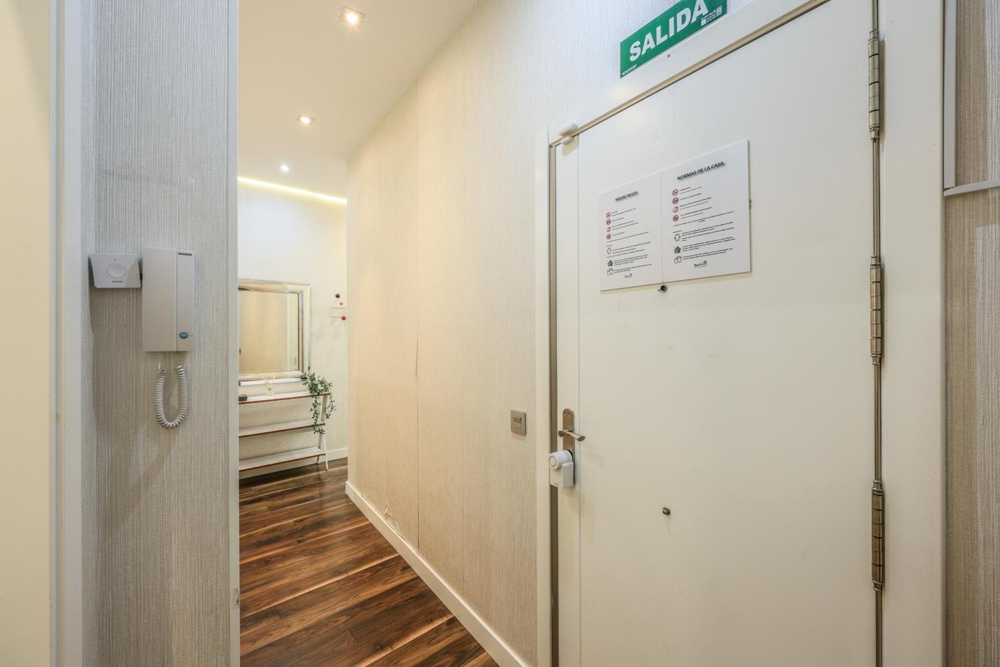 Luxury In Puerta Del Sol Apartment Madrid